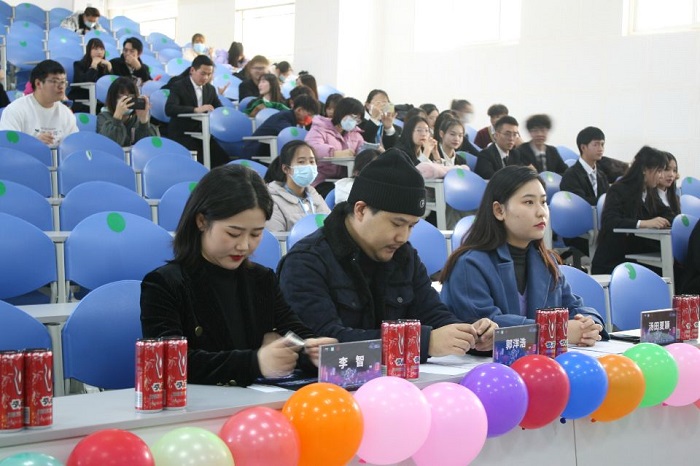 【经管】经济管理学院成功举办2021战马大学生就业赋能大赛成都文理学院分站赛决赛