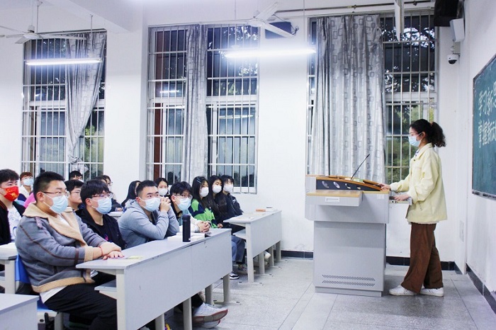 【教育】教育学院开展“学习新思想,掌握新动力”早读走访活动