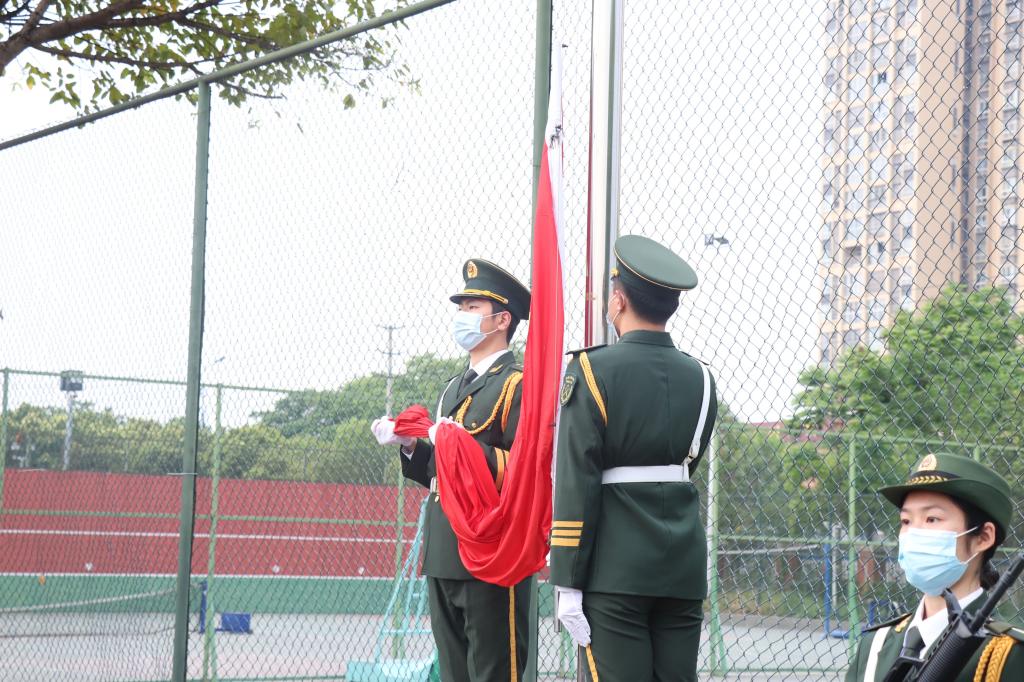 【国护】国旗护卫队完成成都文理学院第七周例行升旗仪式