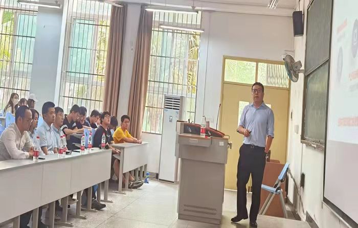 【经管】经济管理学院经济与金融教研室携手国泰君安开展经济学专业认知拓展讲座