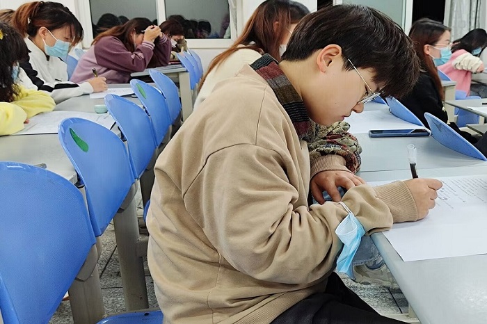 【外国语】外国语学院开展第四届“心之桥梁,沟通你我”心理知识竞赛初赛
