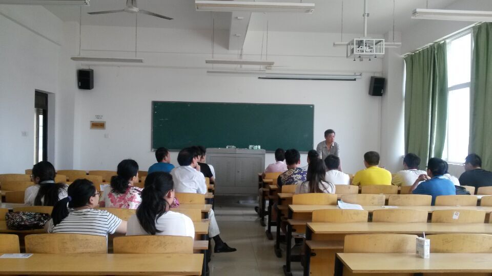 【开学第一课】各学院对首批专升本学生进行专业认知教育