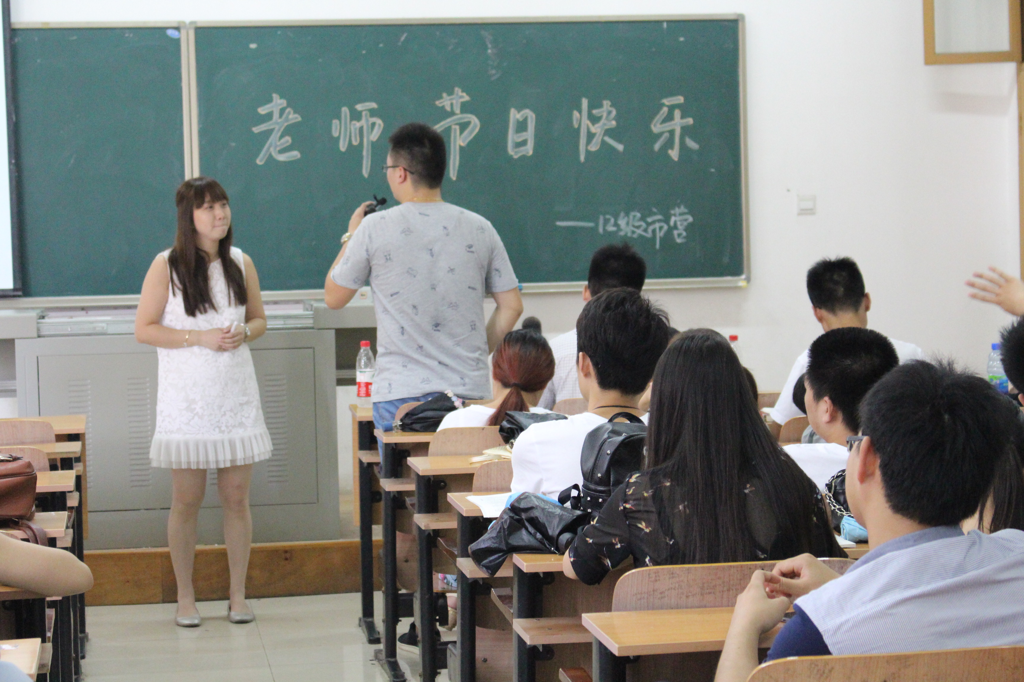 教师节中那些美丽身影