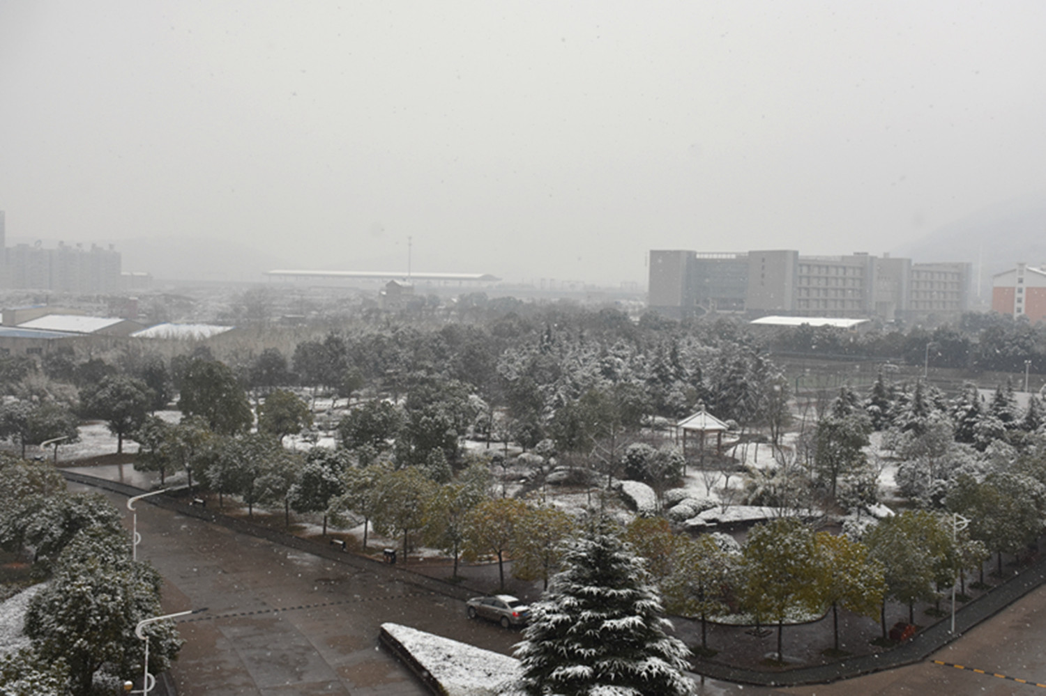 2016初雪,我们在武工院想你