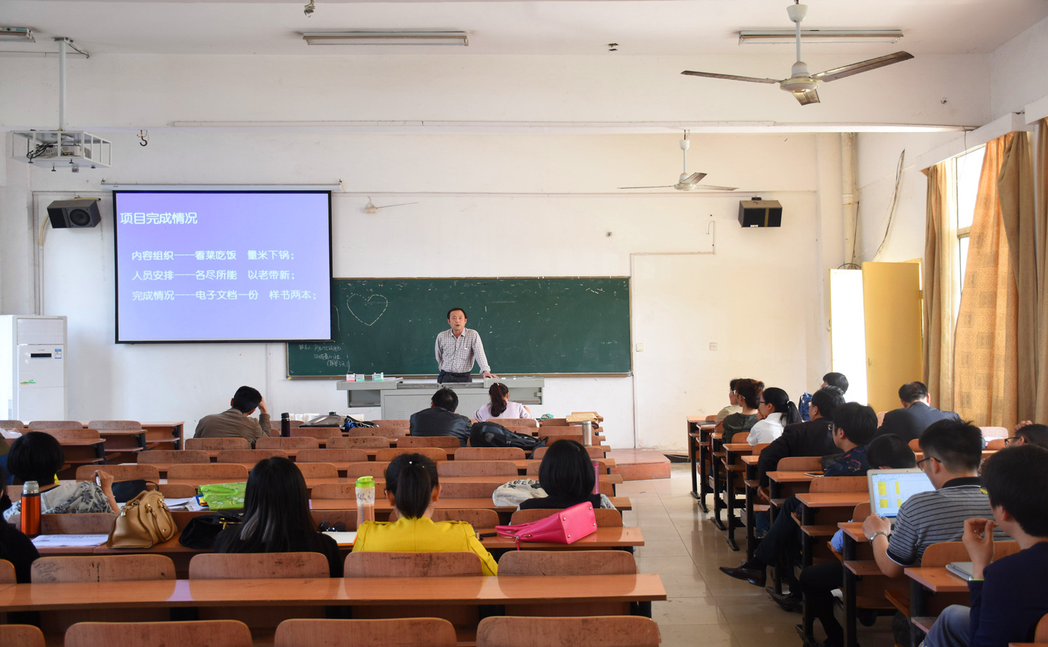 武工院召开第一期教学建设项目中期检查及结题预验收评审会