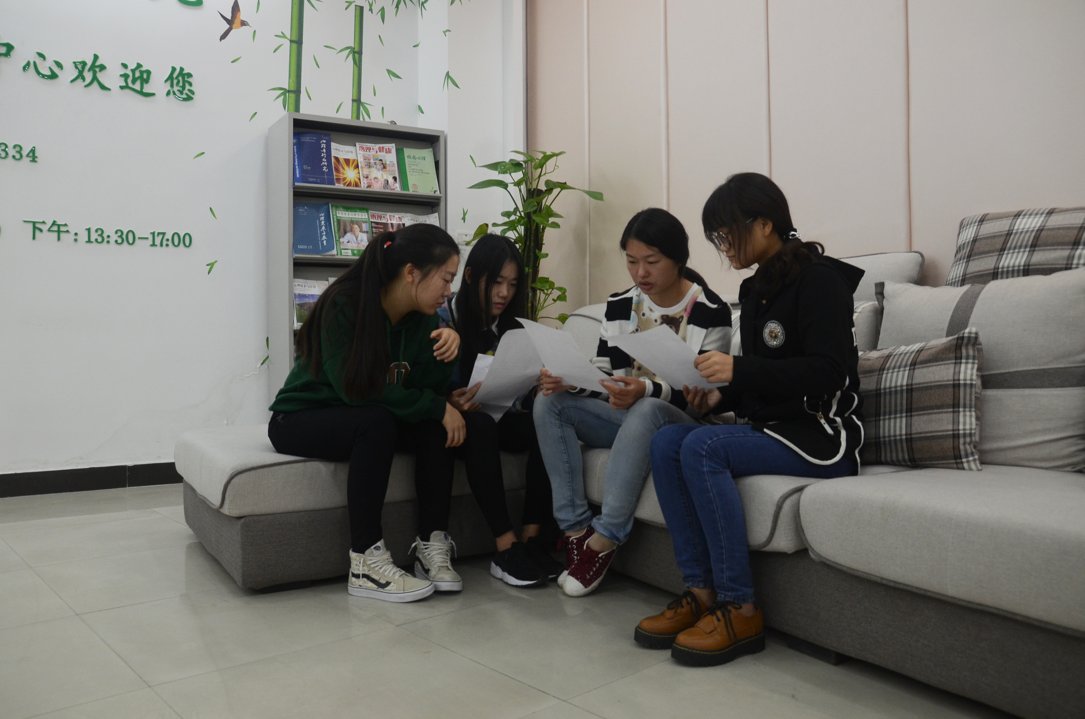 校心理健康中心开启心理健康第二阶段教育