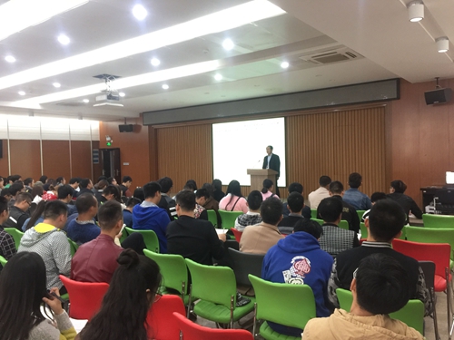 校纪委书记王立国开展纪律讲座