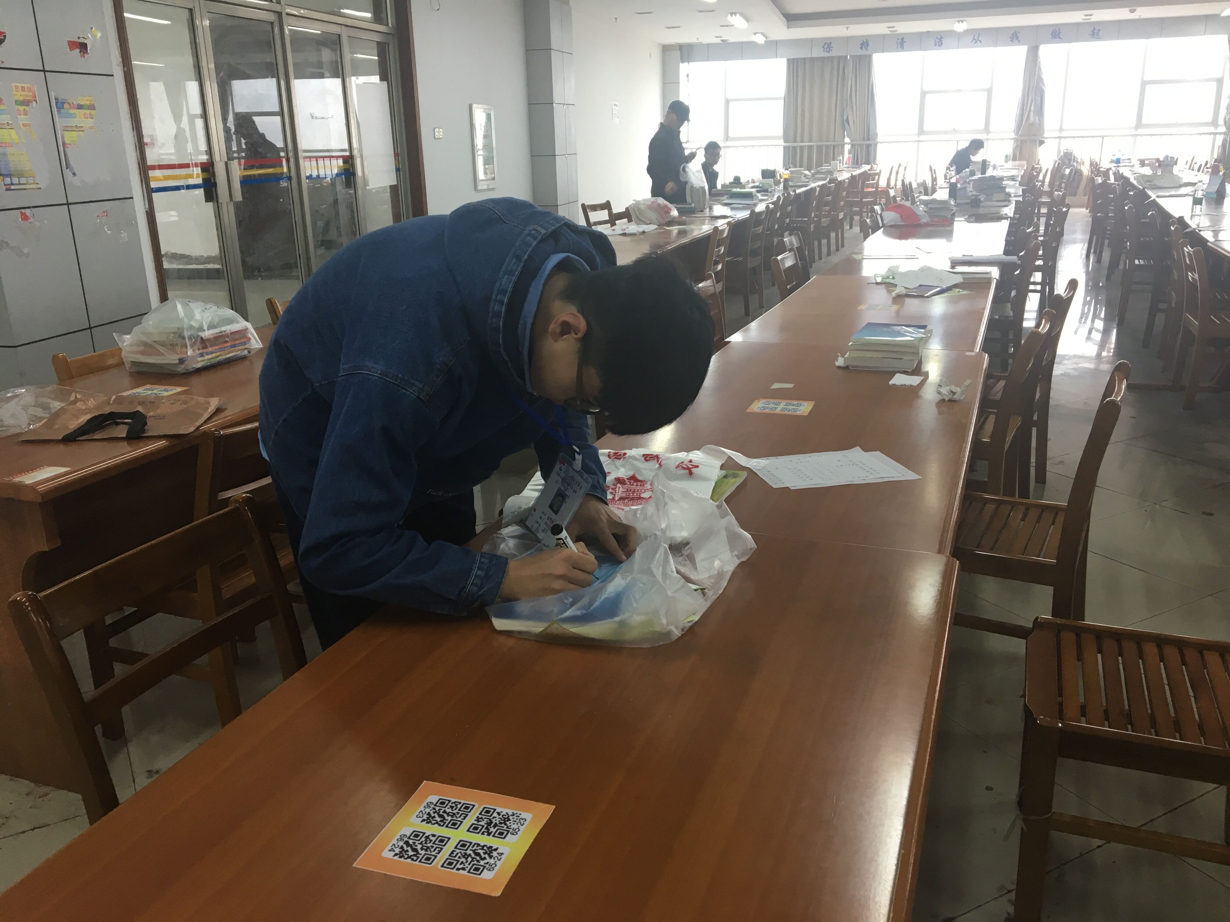 “智位来”方便学子文明使用图书馆