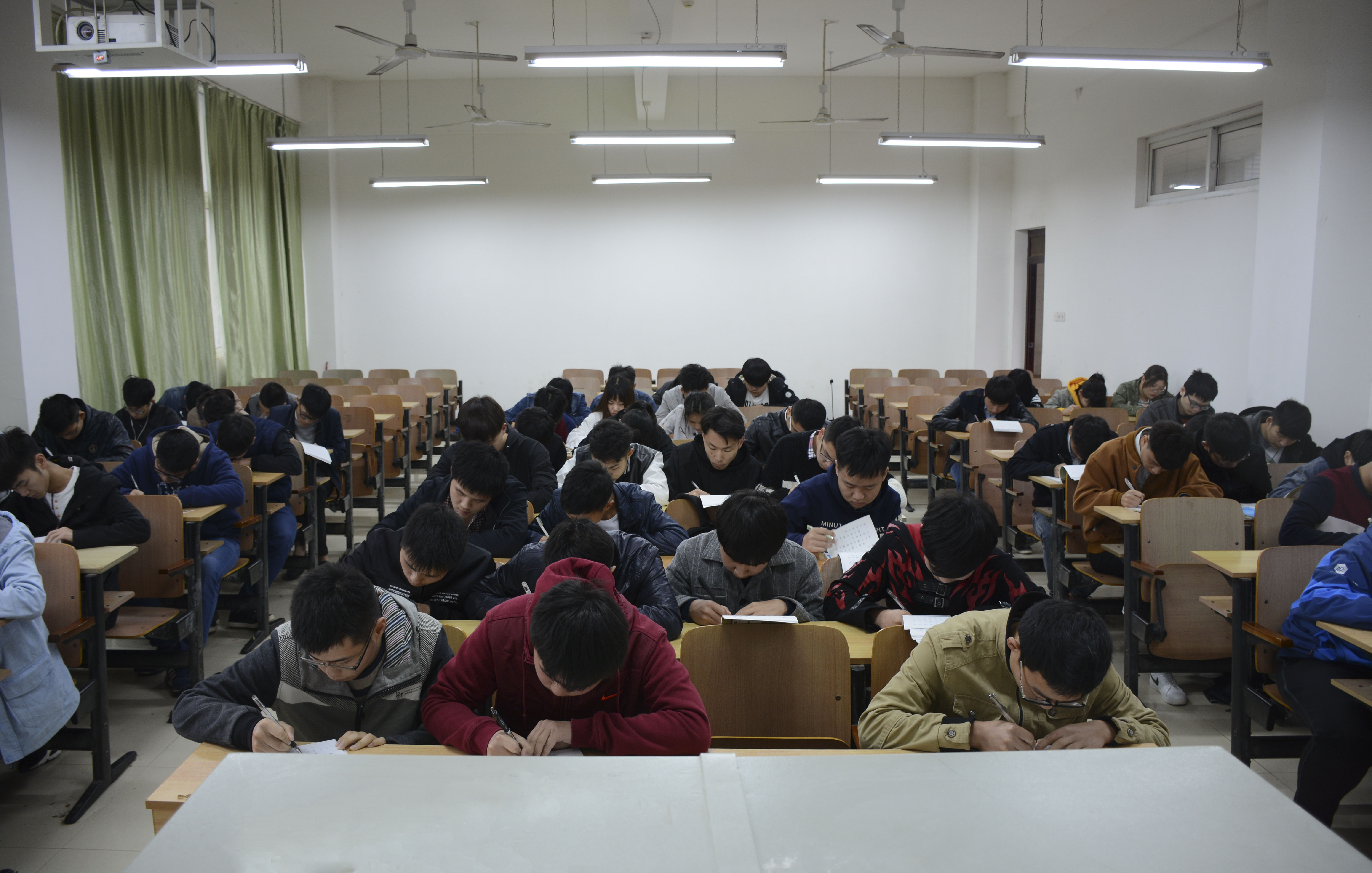 杨正举 (5)修.jpg