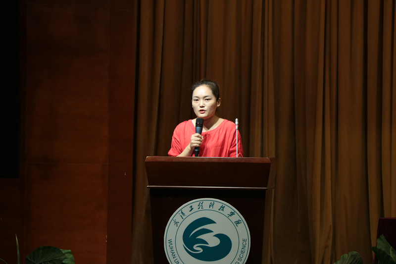 教师代表_副本.jpg