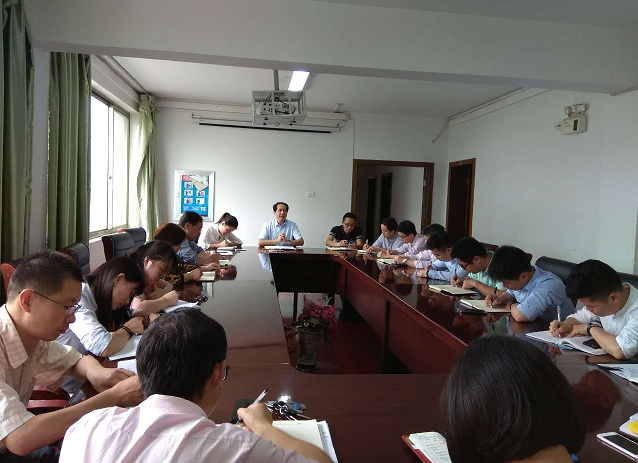 座谈会3.png