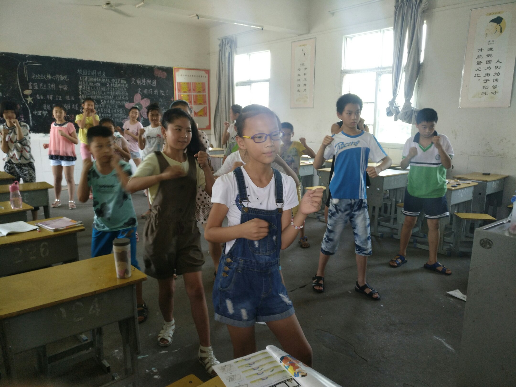 【三下乡纪实】“萤火虫”夏令营团队华容区在行动
