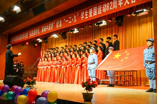 董成 (3).jpg