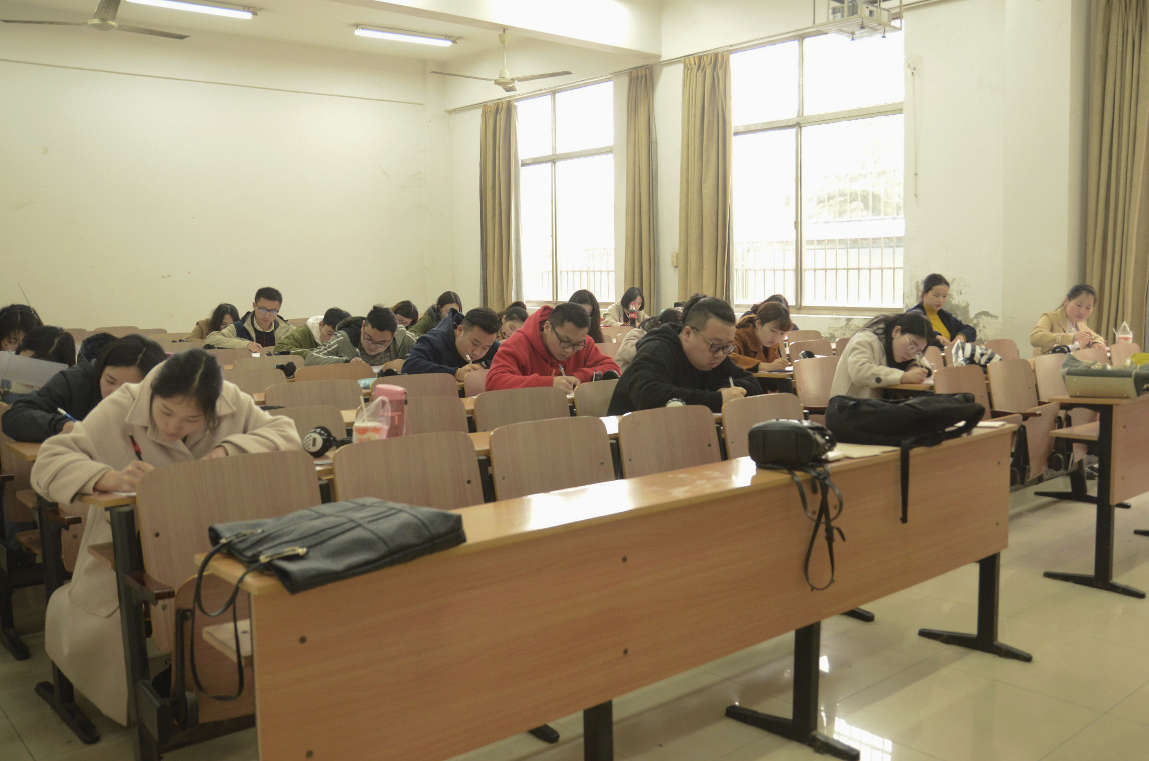 杨晓艺1.jpg