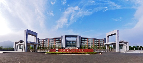【校园新视界】五大联赛,每天不一样——校园篇