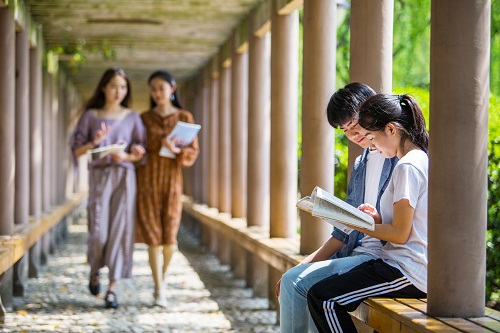 校园生活-籍鹏飞 (1).jpg