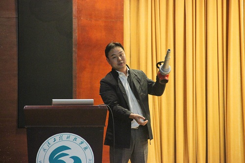实习摄影记者王梦洋 (6).jpg