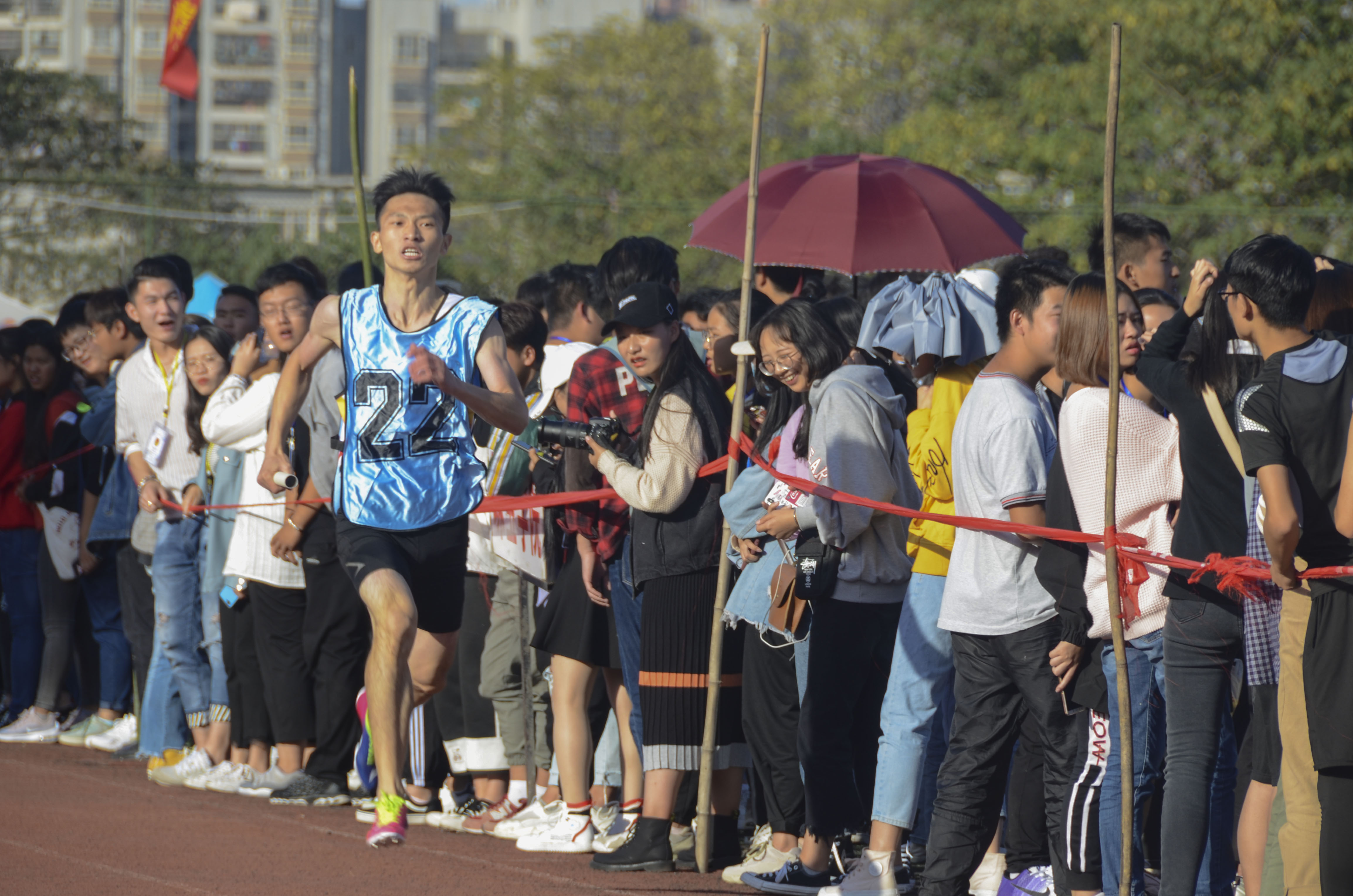 【第十五届运动会】工程学院男子4×400接力赛破校记录