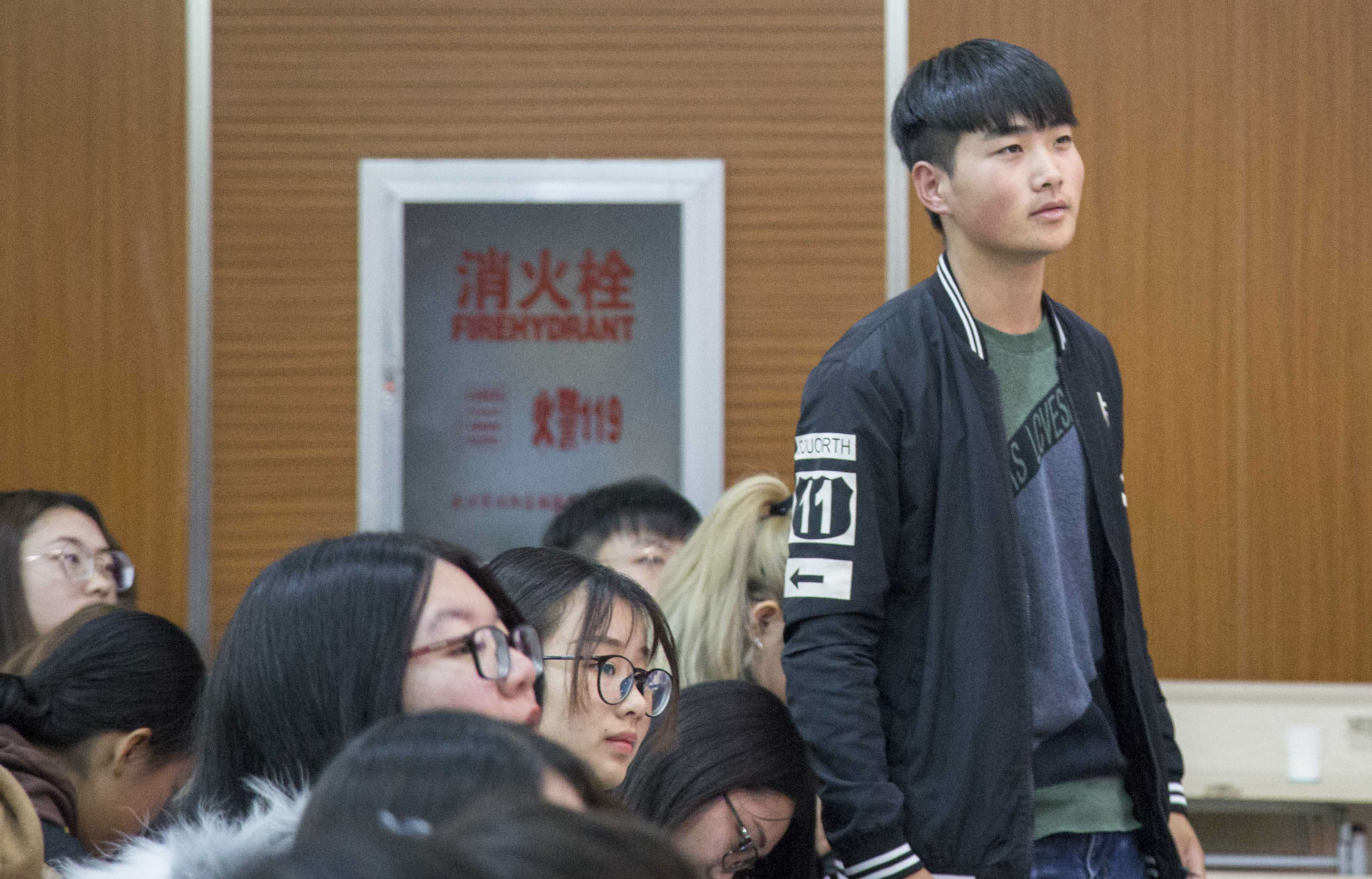 杨禧龙(4).jpg