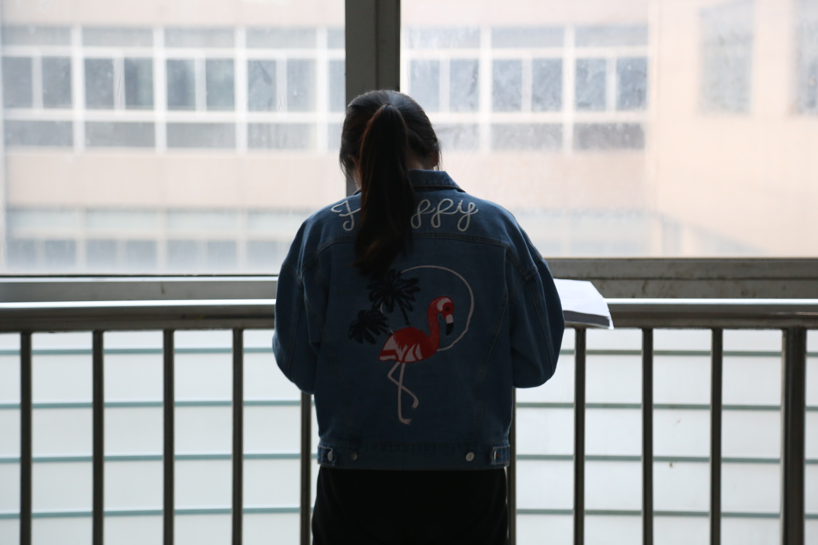 为学生提供有声复习场所 图书馆设立朗读专区