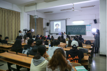 现场连线金马奖电影制片方 新闻采访课邀大学生当记者