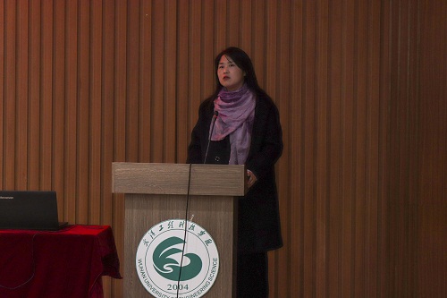 李薇.jpg