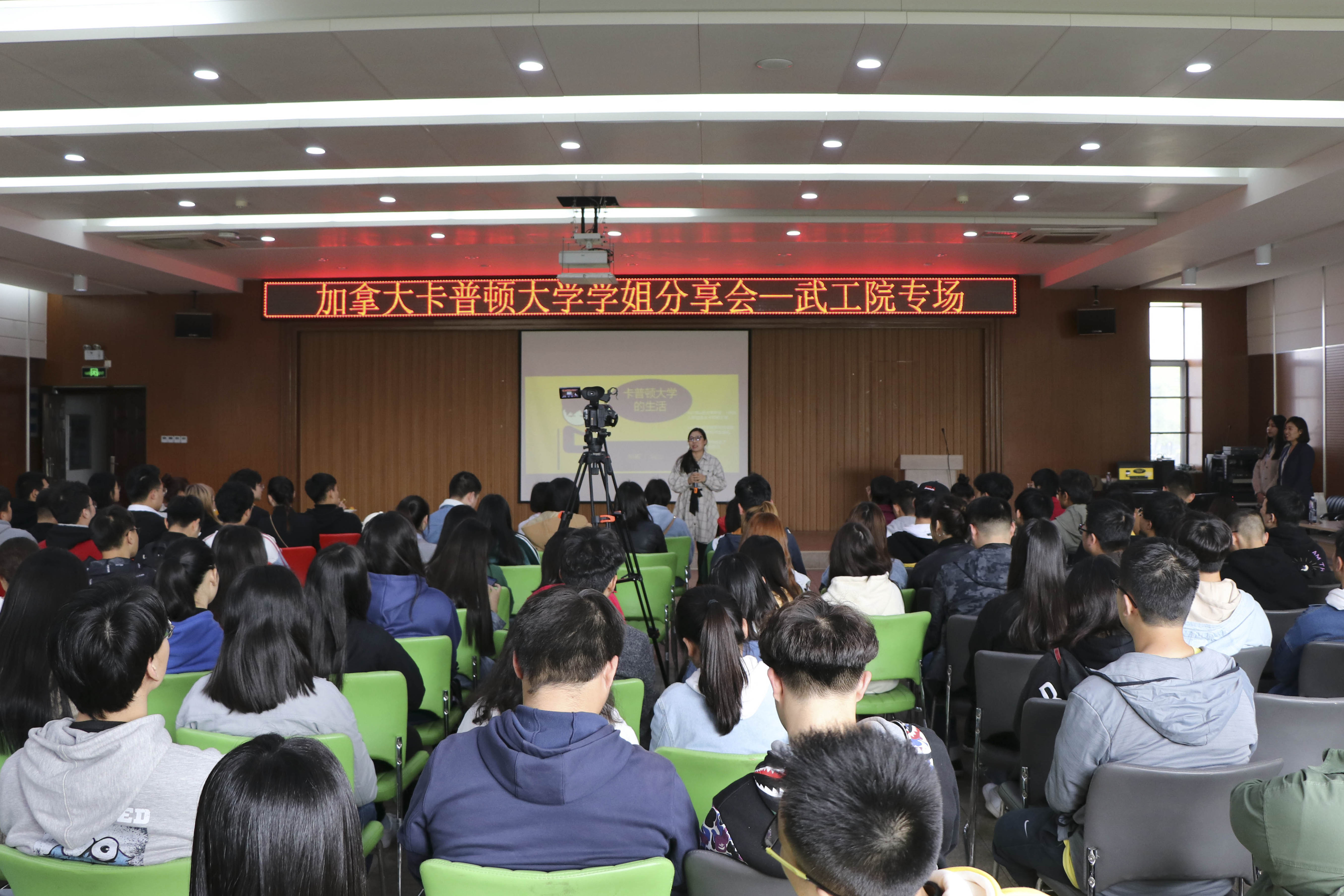 张健1.jpg