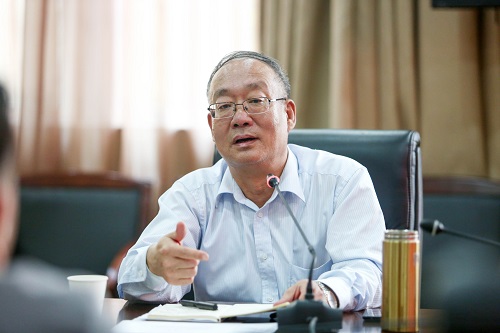 执行董事李林祥总结讲话-籍鹏飞.JPG