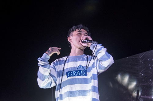 武汉各高校乐队齐聚五大联赛 首届REAL MUSIC音乐节开唱