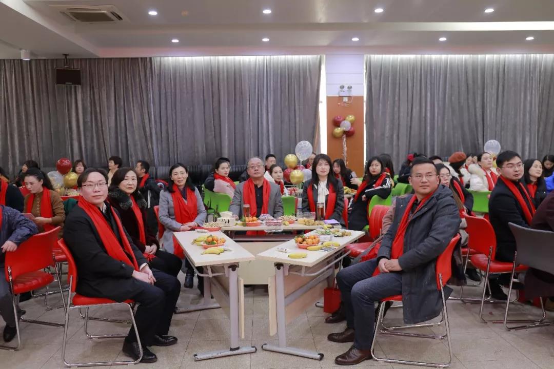 不忘初心 为爱出征 五大联赛召开2019年度学生工作总结表彰大会