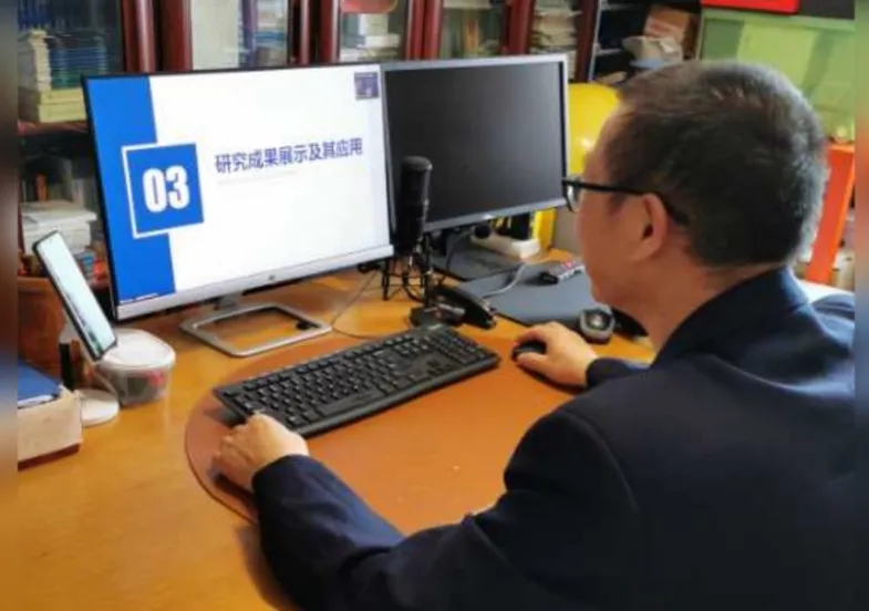 一样的“毕业季” 不一样的“云答辩”