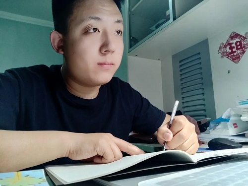 “网瘾青年”变形记