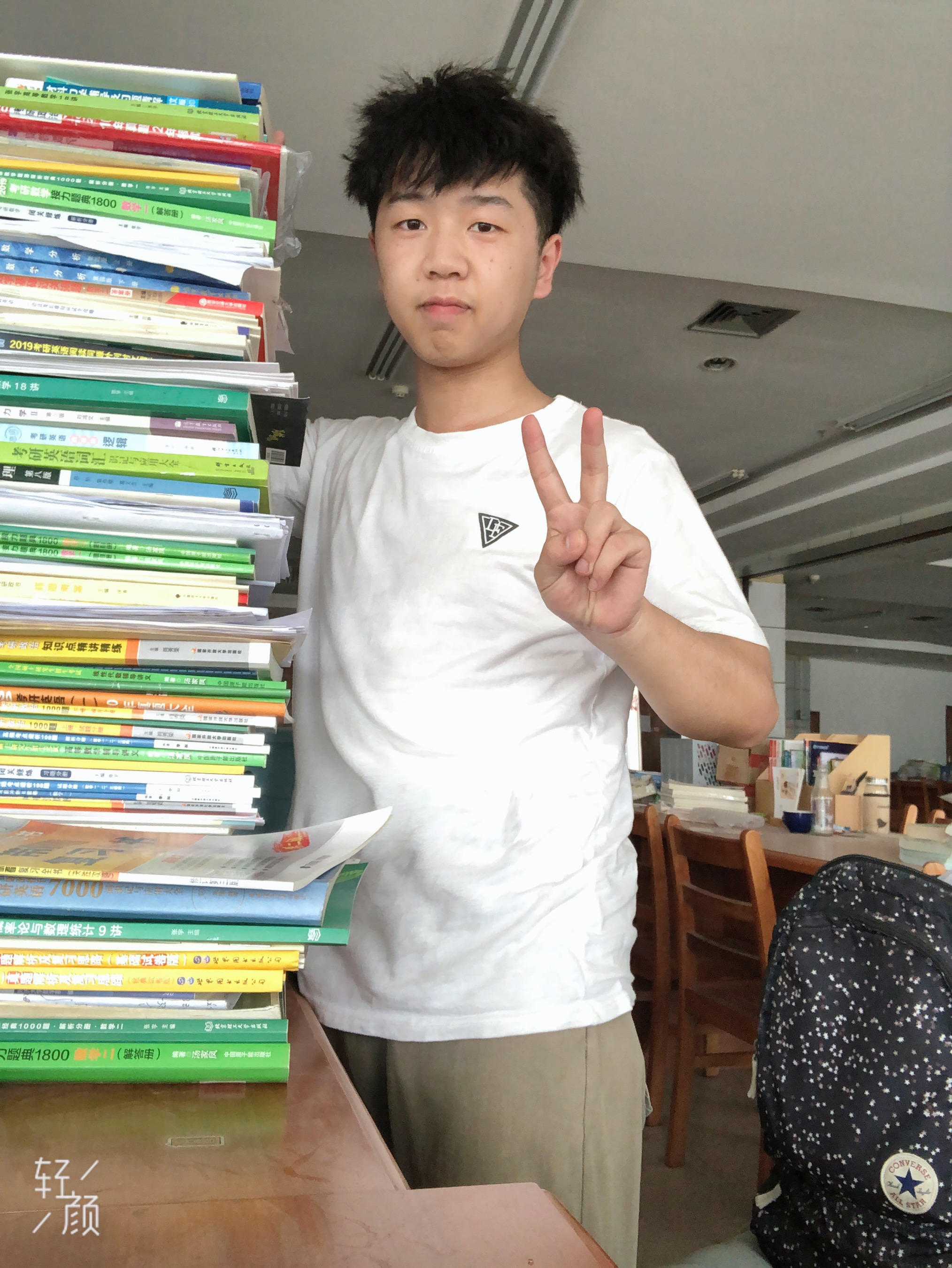 初试第一、复试第三、综合总成绩第一,五大联赛这个男生是怎么做到的