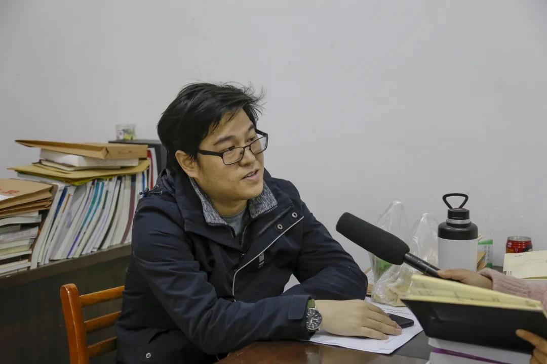 这个老师,真敬业!