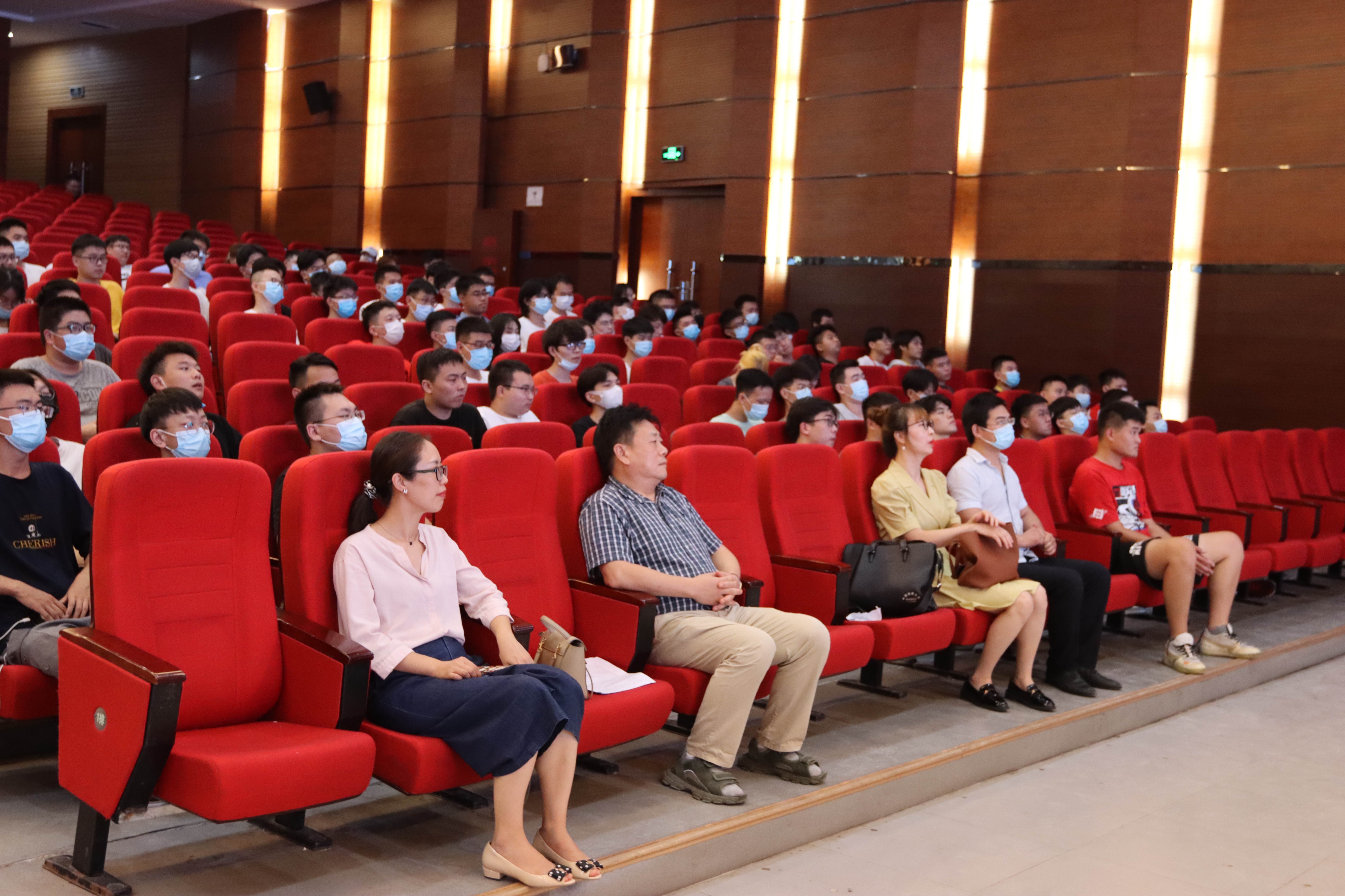 我校信息工程学院举办2021级专升本新生开学典礼