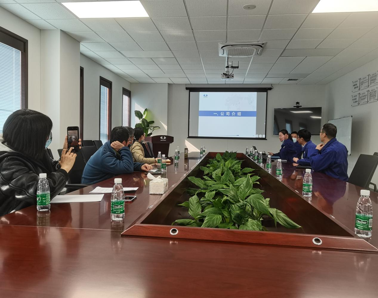 走进企业,带动就业 ----欧洲五大联赛官网信息工程学院走访武汉优尼冲压有限公司