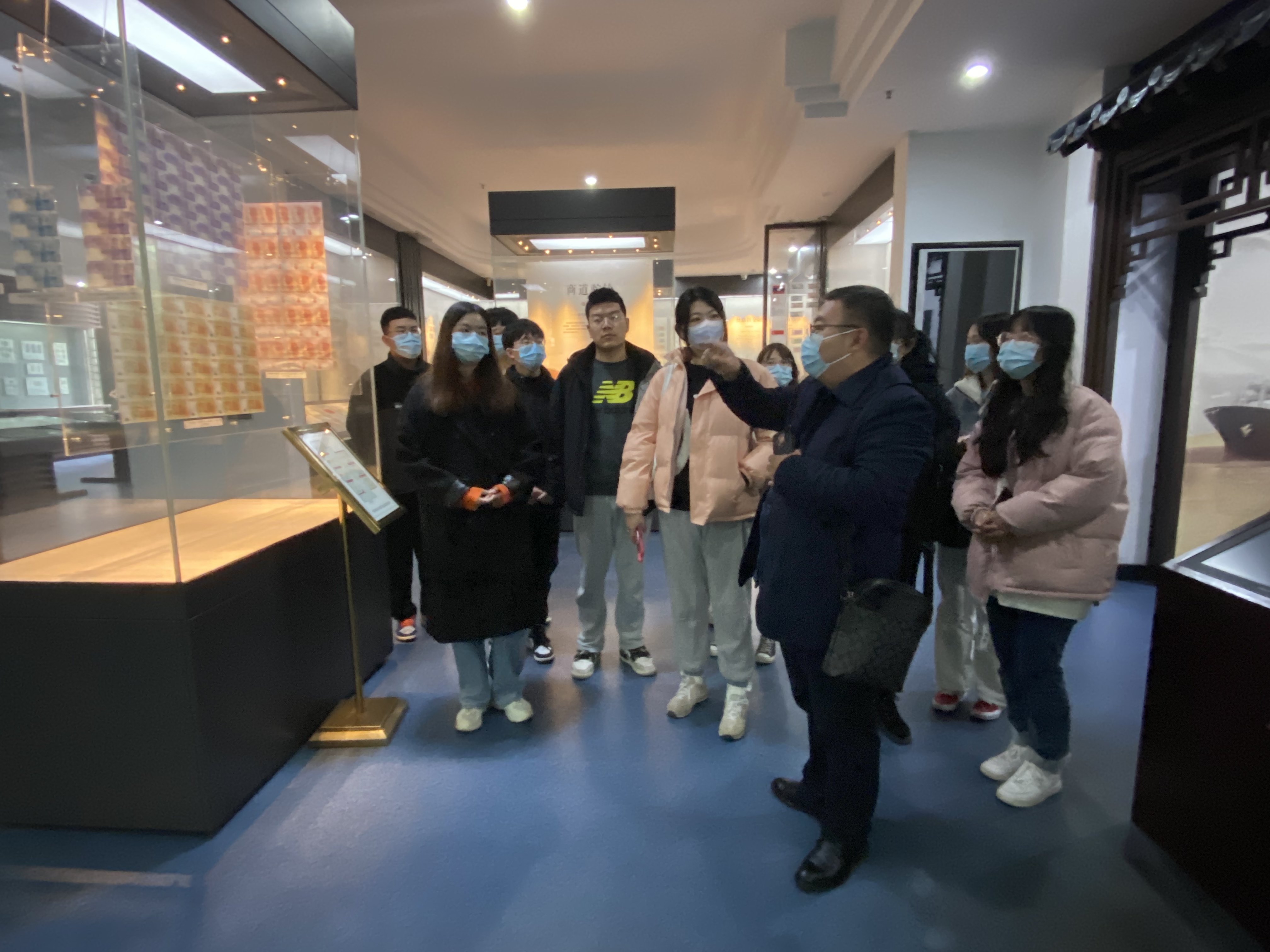 欧洲五大联赛官网经管学子参观中国货币金融历史博物馆
