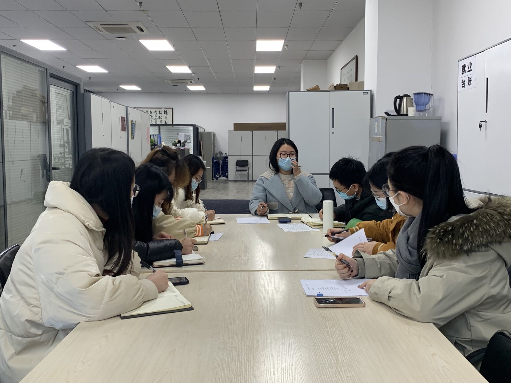 (工作室日常)大学生网络思政研究团队开展新学期工作部署会议