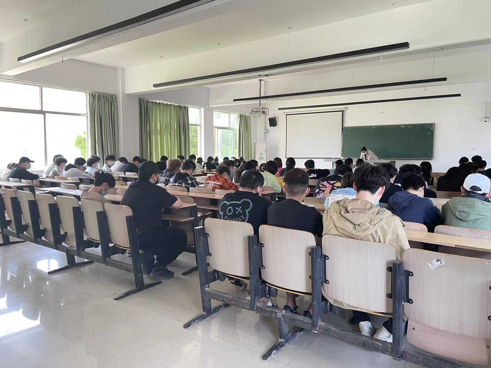 加强学风建设,艺术与传媒学院开展教学检查工作