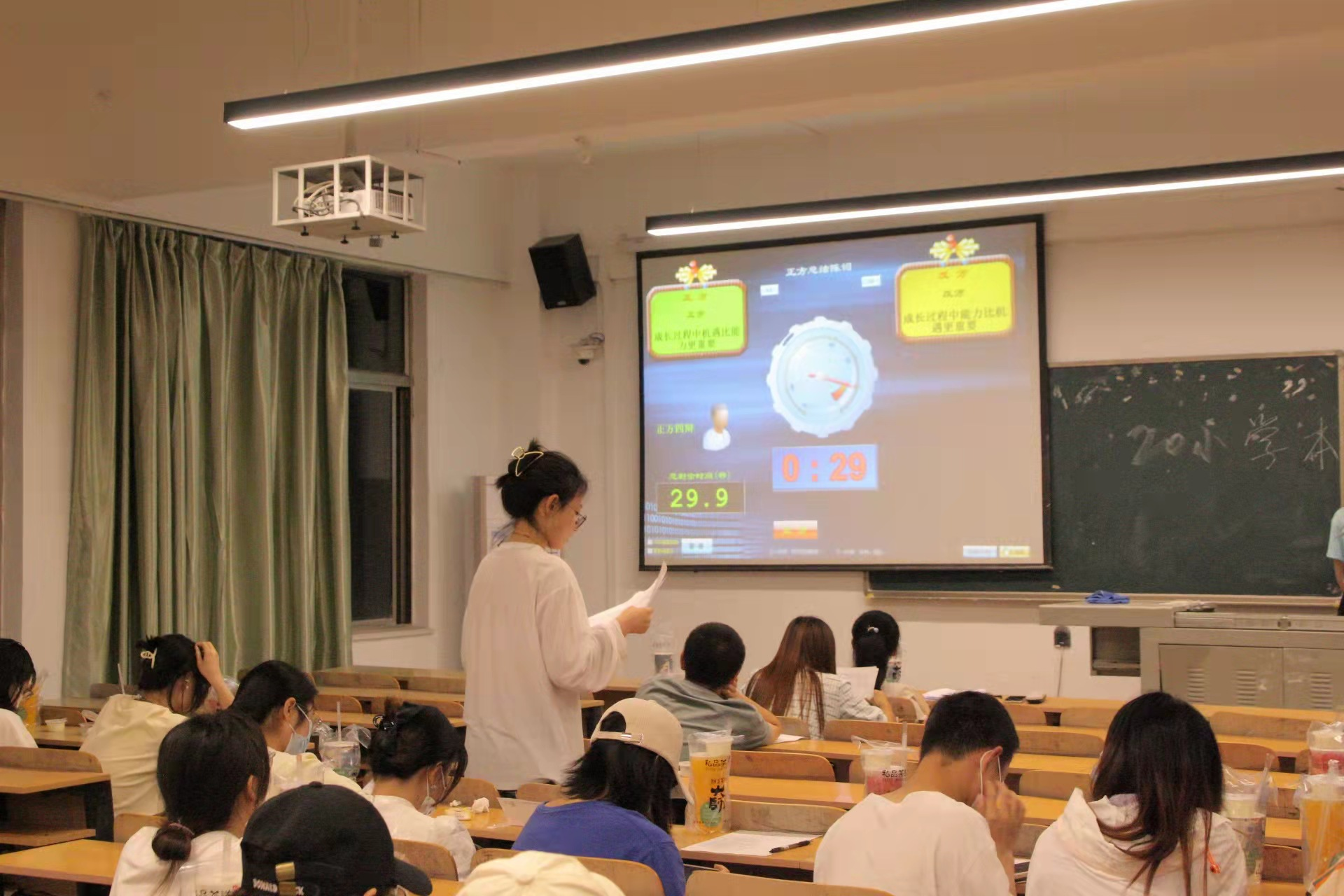 人文学院中西文化节英语系“日语配音大赛”圆满举行