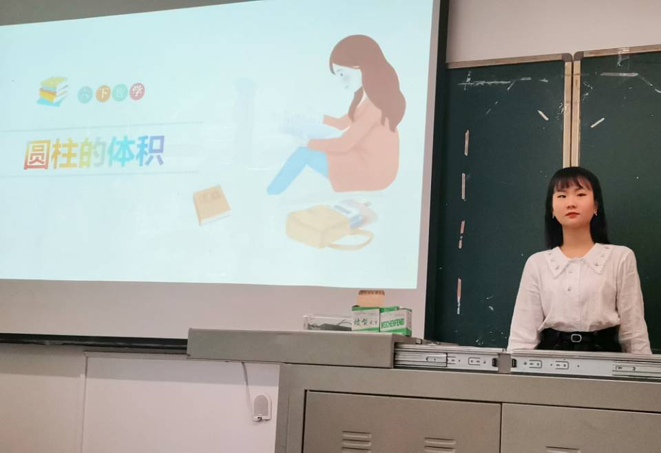 以赛促学 共同成长 我校人文学院举行首届教学技能大赛