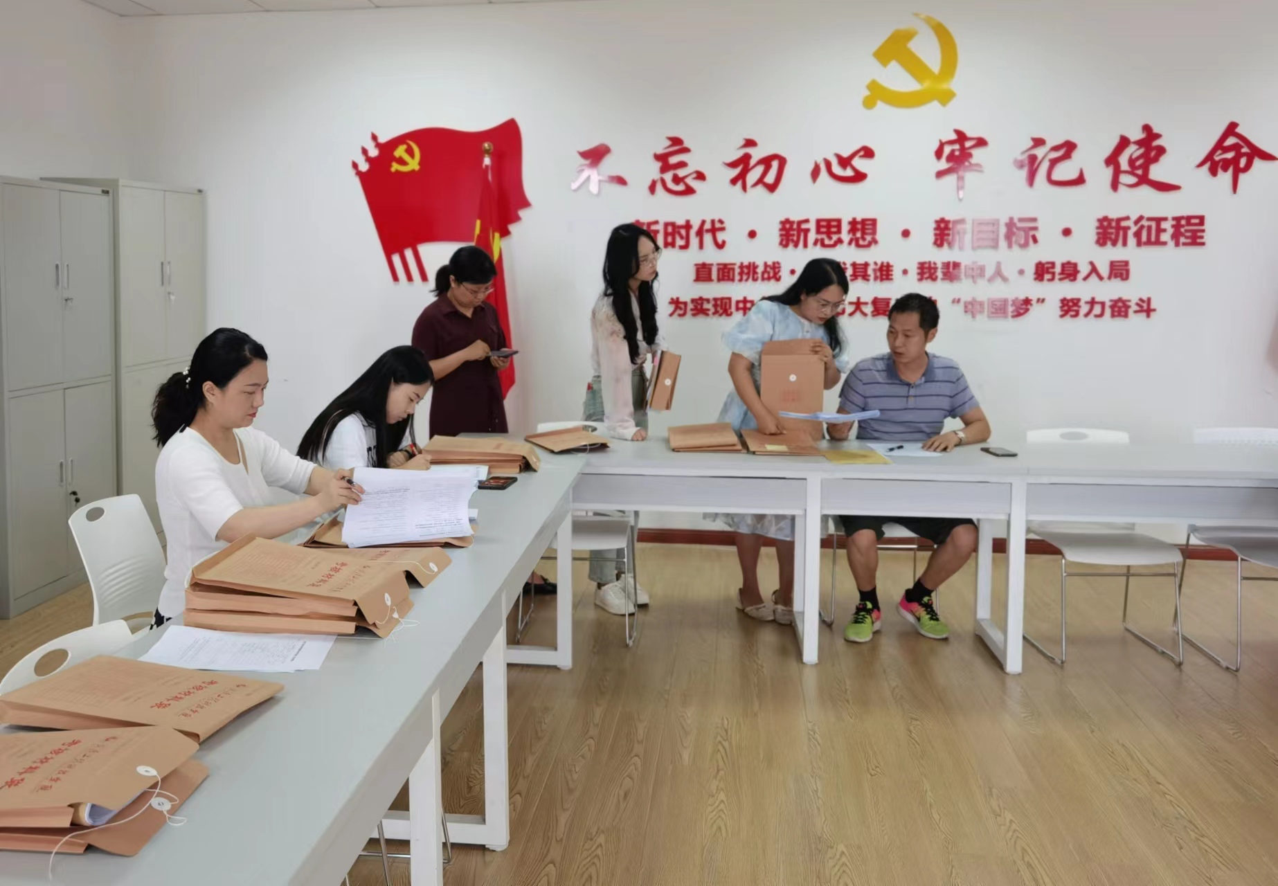 经管学院开展2021-2022-2学期教学材料大检查