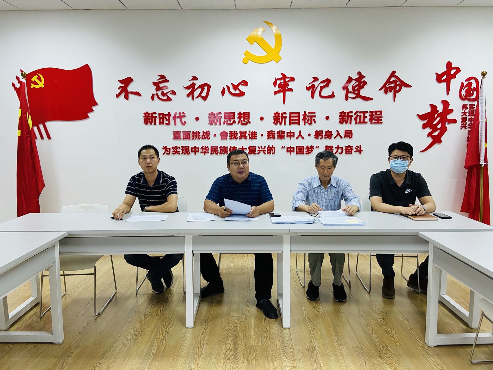 迎评促建进行时,经济与管理学院开展教学资料互查工作
