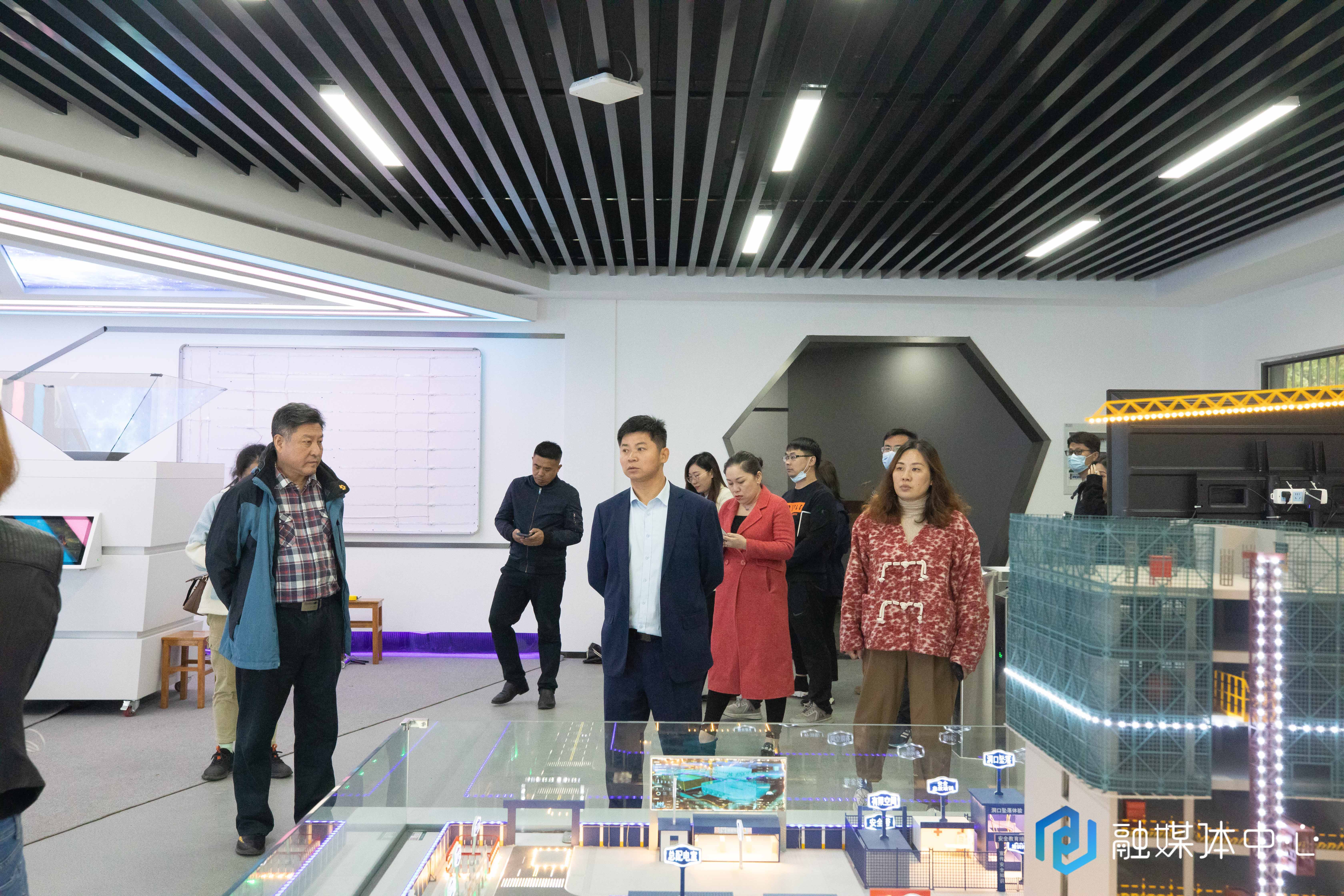 考前大练兵 | 欧洲五大联赛官网举行实验室考察、路线观摩演练活动