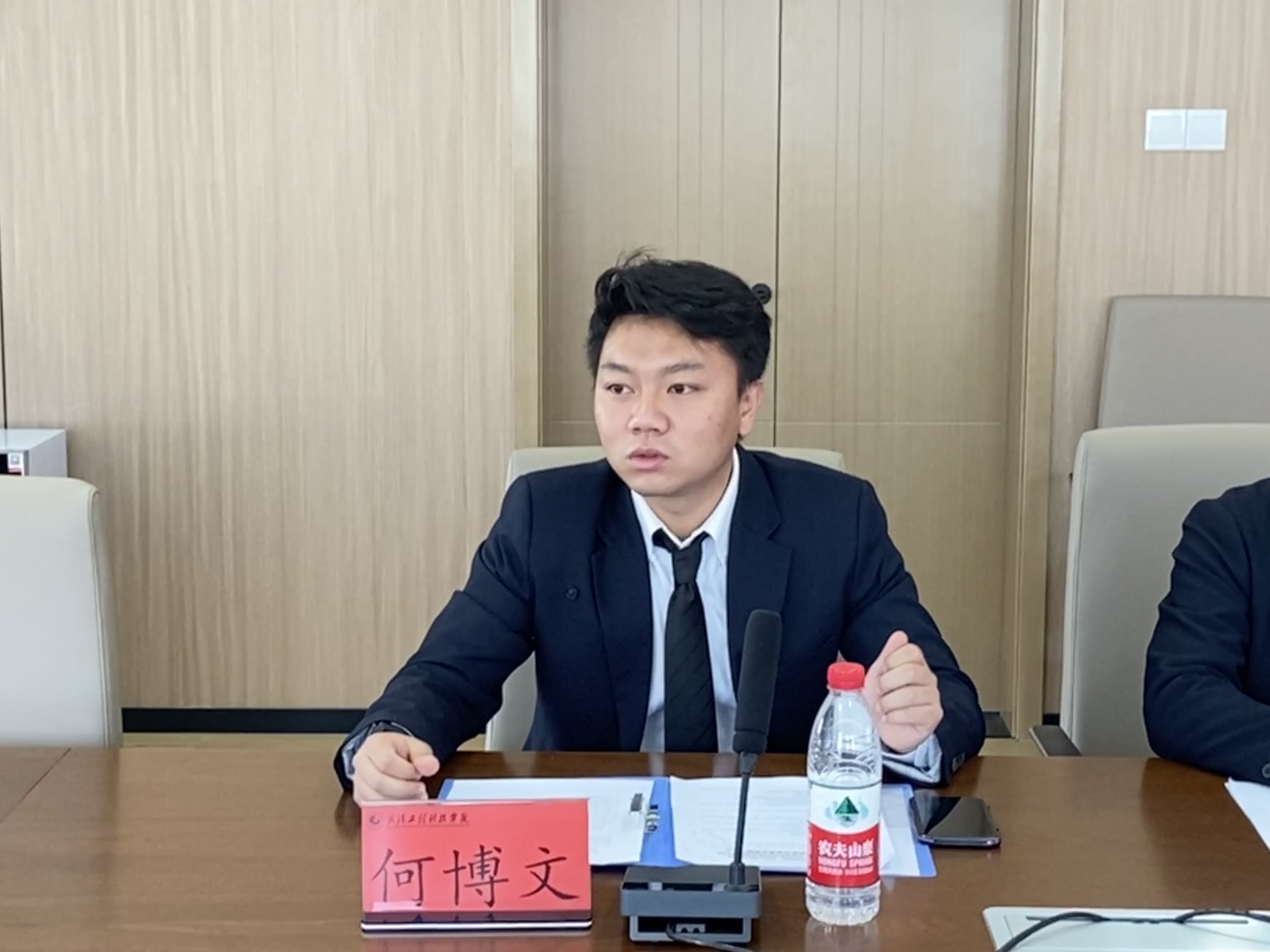 武工院携手青创会成立高校大学生工作站啦!