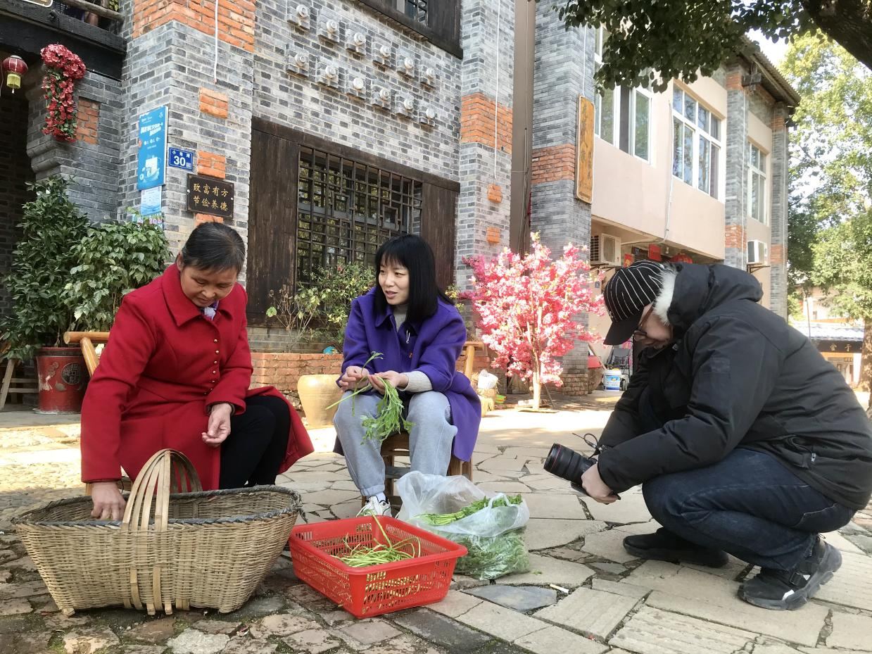 理论宣传,服务乡村振兴——我校何犇老师主持的理论故事节目《是这个理》“小朱湾迎风长”上线播出