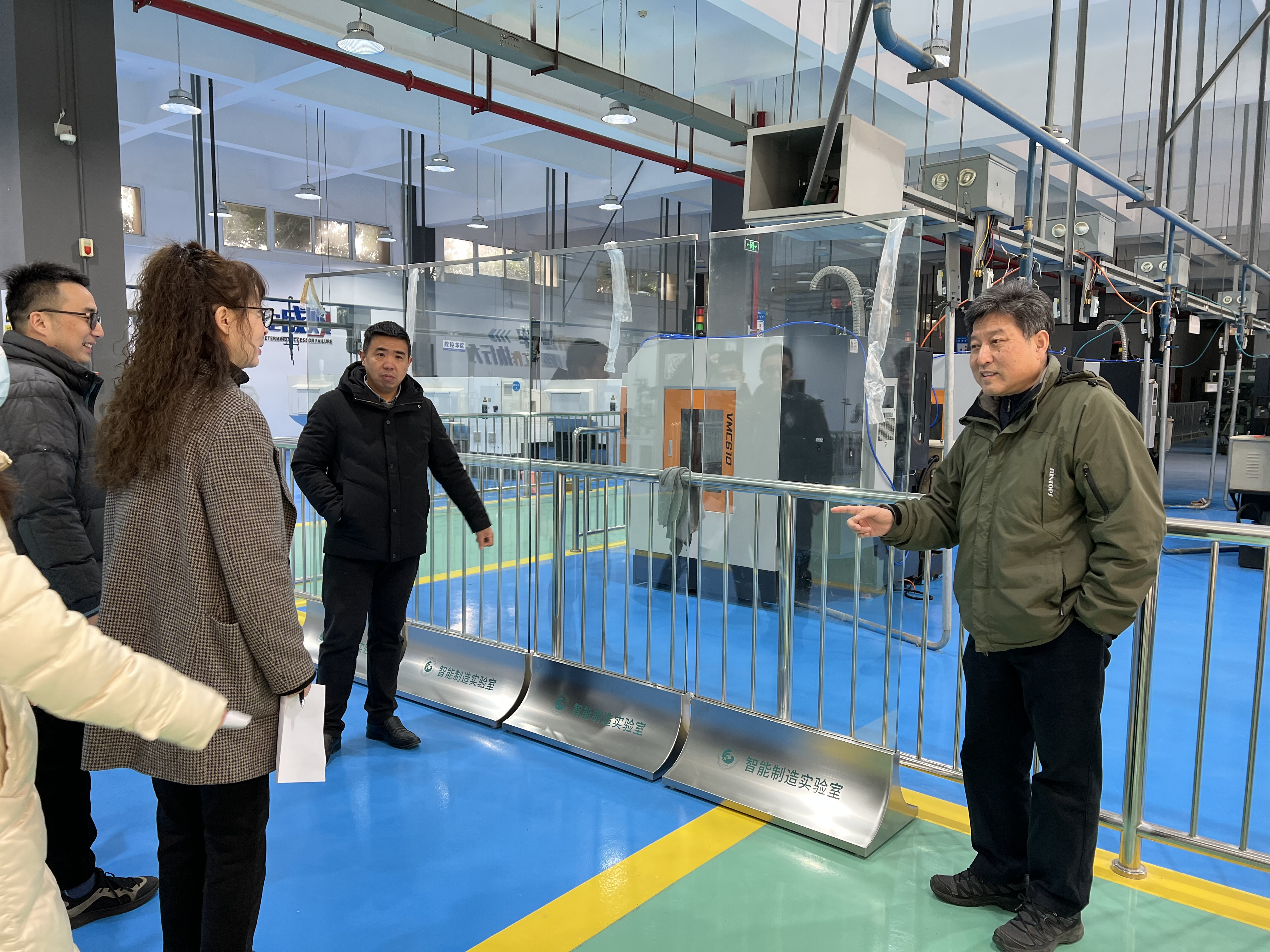 学校开展2022-2023-2学期实验室安全检查及教学准备工作