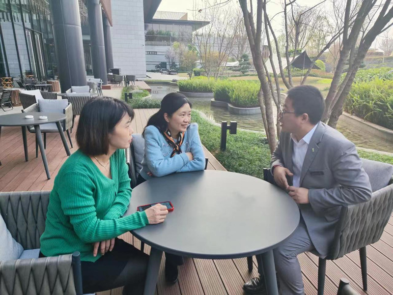 经济管理学院走访海泉湾酒店深化校企合作