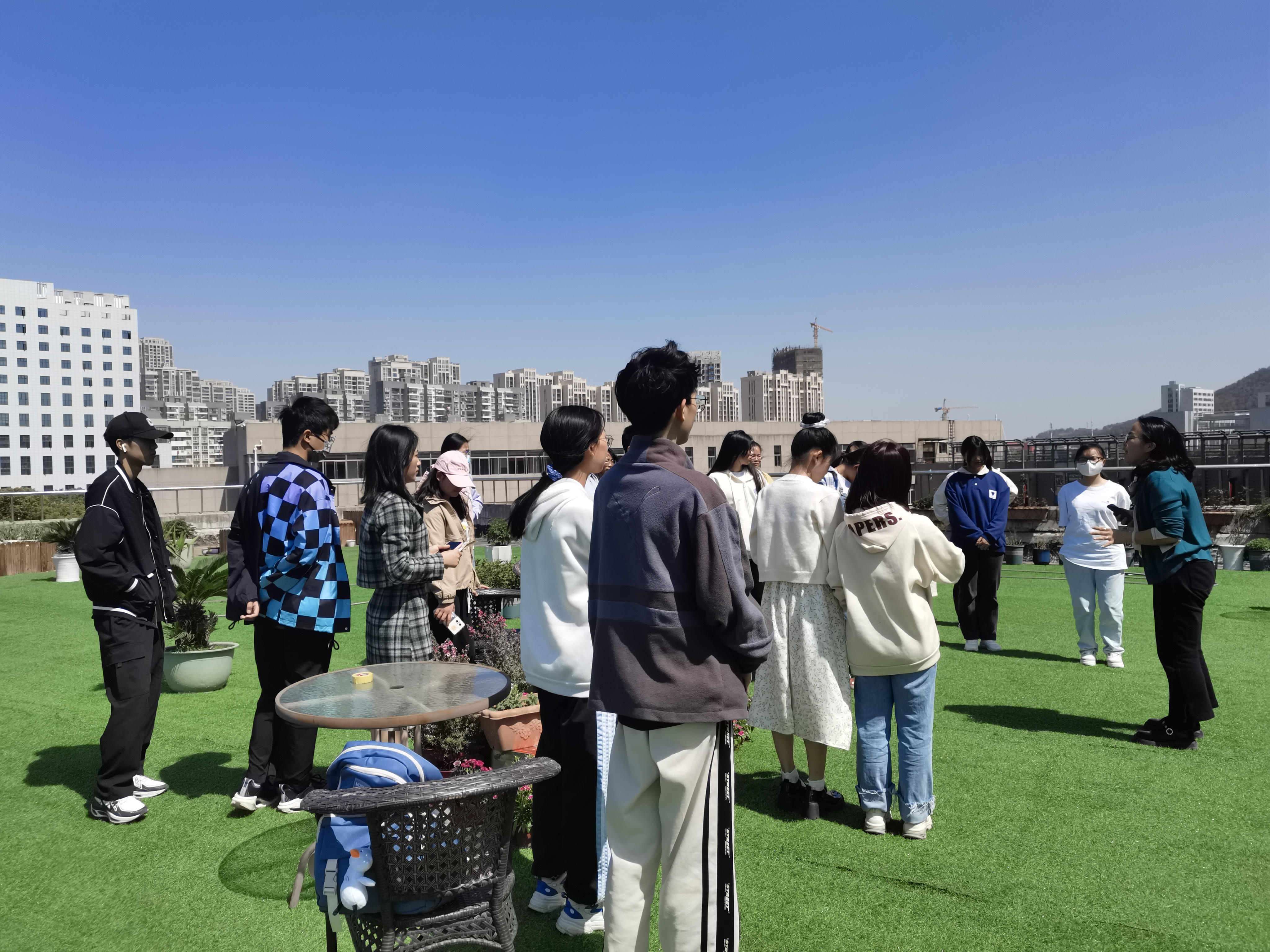 爱园护植,培训先行 | 欧洲五大联赛官网开展“五感花园”系列种植养护培训活动