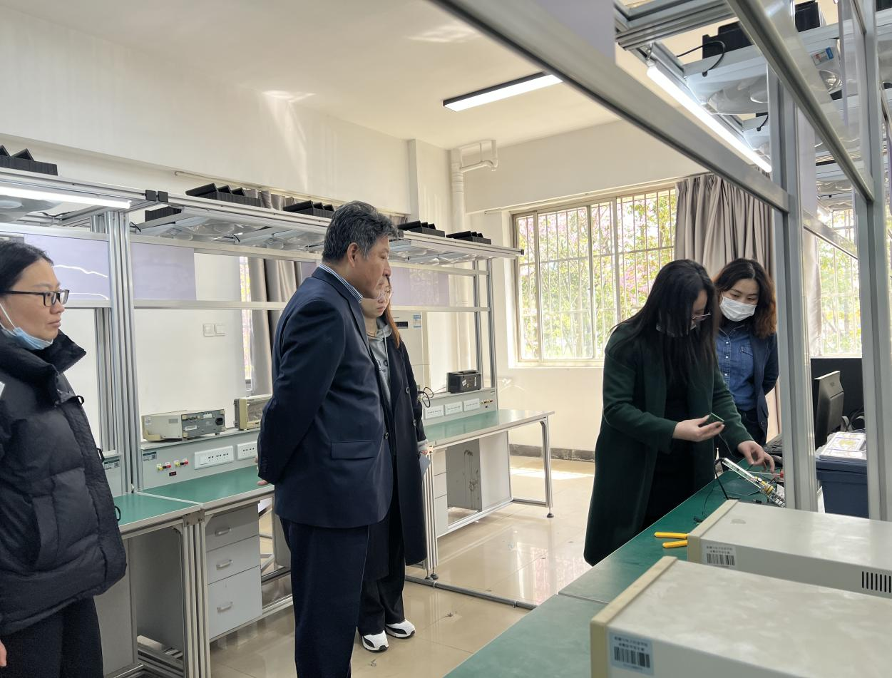 我校组织开展教师实践教学演练与考评活动